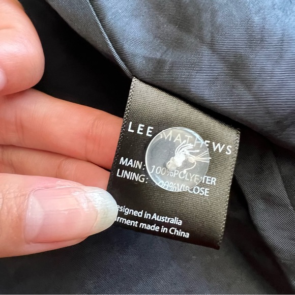 Lee Mathews Penny Black Wrap Mini Skirt Button Closure Pockets Size US 8 - Picture 6 of 8